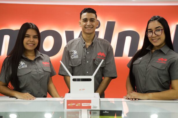 Movilnet reinaugura tienda en el CCCT