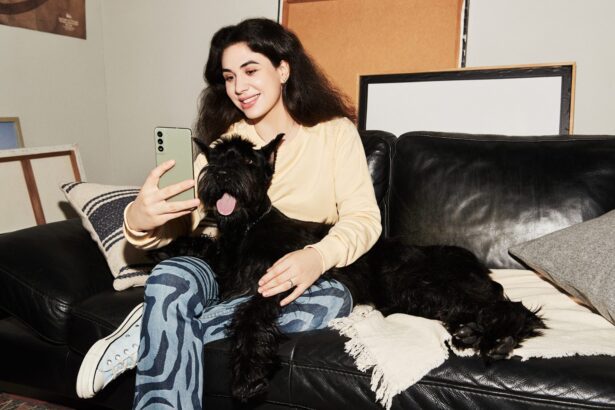 El Galaxy S21 FE 5G integra la línea premium de Samsung por su estilo sofisticado y su desempeño