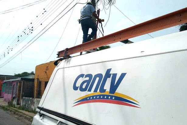 Cantv restituye servicios a 1.800 suscriptores de La Victoria en Aragua