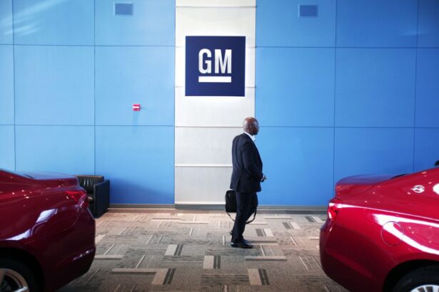 General Motors podría implementar ChatGPT como asistente en sus vehículos