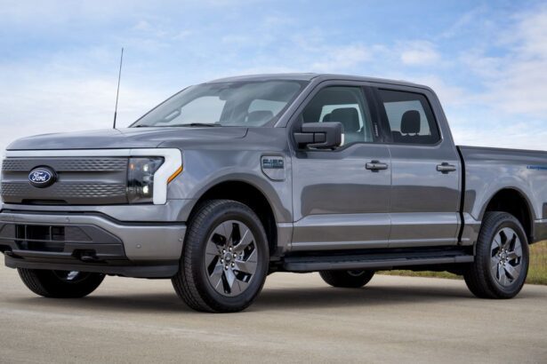 Ford anuncia una nueva versión de su camioneta F-150 Lightning con características mejoradas